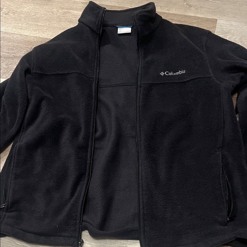 Columbia Black Full-Zip Fleece Jacket
